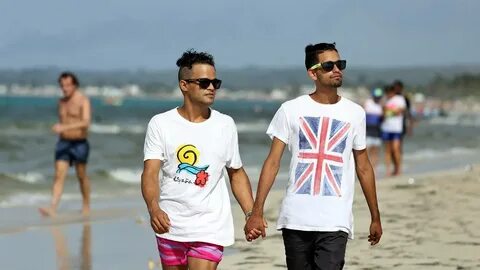 Cuba’s family code bill allowing gay marriage is praised by 