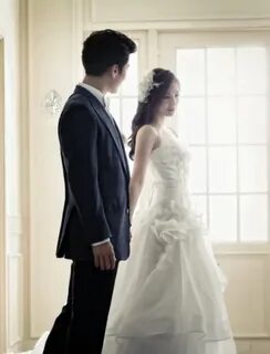 Wedding photos of CSJH The Grace's Lina marrying Jang Seungj