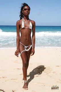 Very Skinny Hot Ebony on the Beach - 89 photos