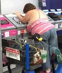 25 Ridiculous People of Walmart You Hope to Never Run Into -