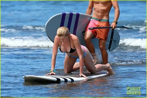 Ireland Baldwin: Bikini Paddle Boarding with Beau Slater Tro