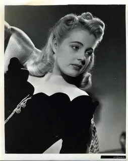 MARY BETH HUGHES Mary in 2019 Golden age of hollywood, Old h