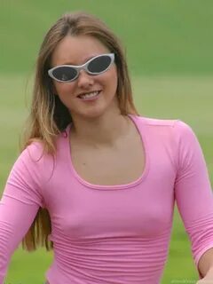 Slideshow - Downblouse pictures