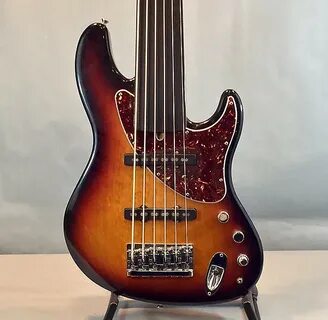 Fender Steve Bailey Jazz VI Fretless 6-String Electric Bass 