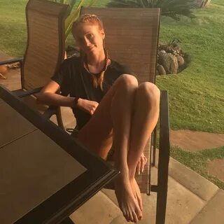 Liliana Mumy's Feet wikiFeet