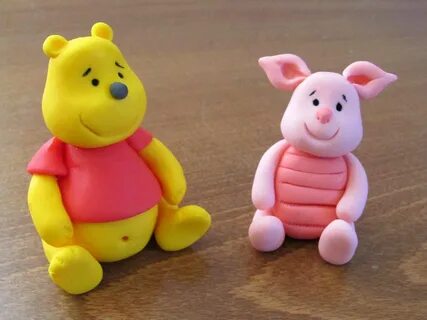 Fondant Winnie the Pooh and Piglet - tutorial -step-by-step 