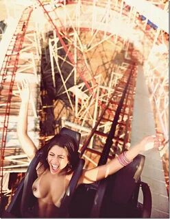 Perfect tits on the rollercoaster Porn Pic - EPORNER