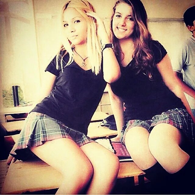 #liseli #nylon #school #schoolgirl #nylonking #penti #pentilise #baldır #ba...