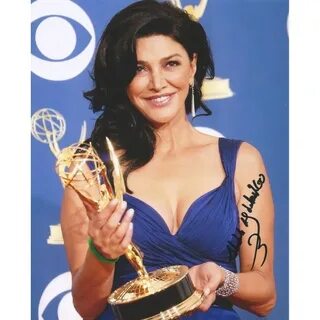 Shohreh aghdashloo sexy 🔥 Shohreh Aghdashloo has an amazing 