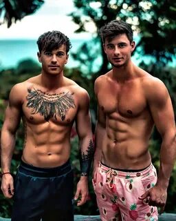 Hot Dudes: Hot Dudes - 22 March 2019