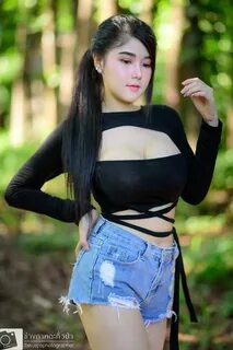 Kanyanat Puchaneeyakul : น อ ง น ก ก in 2020 Thai model, Mod