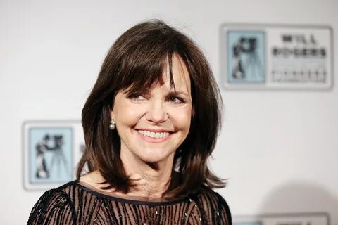 Sally Field's Health Is Better Than Ever Today at Age 71 - W