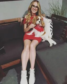 Her Calves Muscle Legs: Kat Timpf Crossed Legs