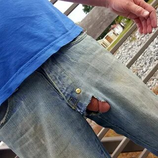 Holey jeans in public Underwear Khiêu dâm XXX-Gays.com