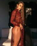 51 Nude Photos of Sommer Ray Presents Her Insane Glamor