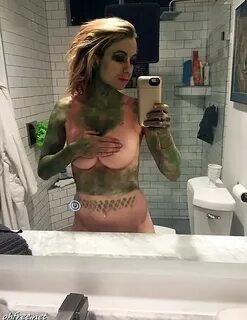 Iliza Shlesinger Nude Leaked and Hot Pictures - Leaked Diari