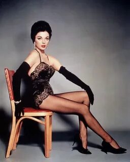 Slice of Cheesecake: Joan Collins, pictorial