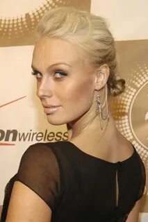 Picture of CariDee English