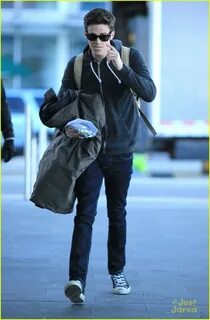 Grant Gustin Gets Playful with Paparazzi in Between 'The Fla