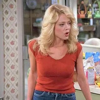 Lisa Robin Kelly of "That '70s Show" Dies at Age 43