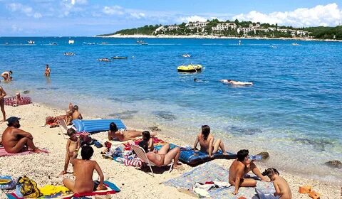 Las 5 playas nudistas más populares en el mundo