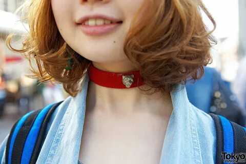 I love chokers on girls. Am I the only one? What does /b/ th