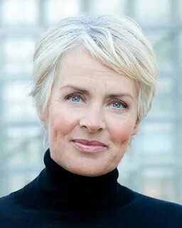 35 Cool Short Hairstyles for Women over 60 in 2021-2022 - Pa