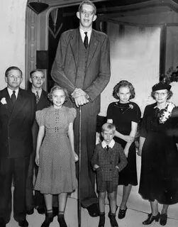 Robert Wadlow (1918-1940), the tallest human in recorded his