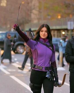 HAILEE STEINFELD on Hawkeye Set in New York 12/08/2020 - Haw