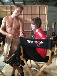 Pin by Melanie Gore on Revenge Cast!! :) Justin hartley, Rev