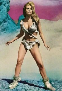 Raquel Welch in One Million Years B.C. (1966) Italian post. 