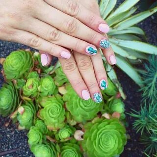 16 Images Showing The Latest Manicure Craze: Succulent Nails
