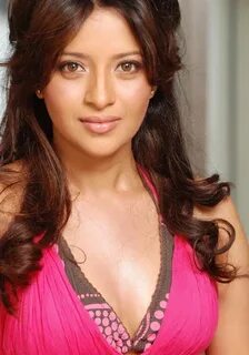 Reema Sen Sizzling Hot Photo shoot Funmaza