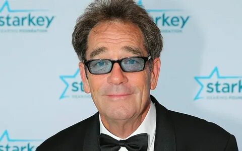 Huey Lewis' Hearing Loss Diagnosis: "I actually contemplated