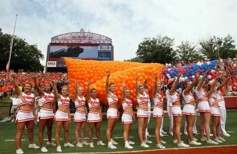 Clemson University College cheerleading, Clemson, Clemson un