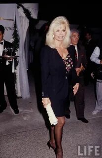 Loni anderson photo