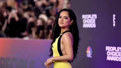 Watch En Casa con Telemundo Highlight: Becky G comparte foto