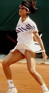 Gabriella Sabatini (returning Serve Photo) Pictures, Photos,