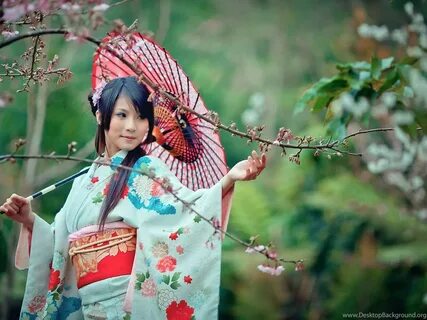 Youtube japanese woman balancing feather