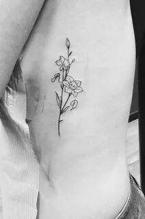 Narcissus & sweet pea flower tattoo Narcissus flower tattoos