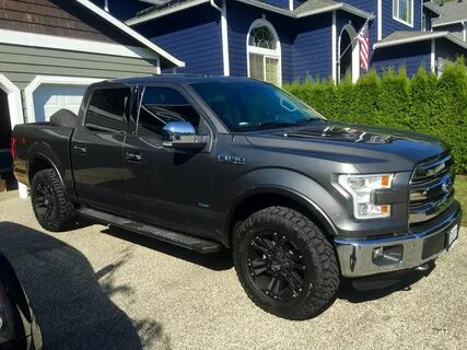 Can ya post pics of f150 on 20 or 22 inch wheels on 33 or 35