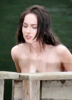 Megan Fox enjoyed lake alone for Bathing Shop advertisement(