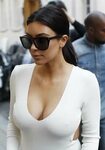 Kim Kardashian Shopping Candids in Paris -04 GotCeleb