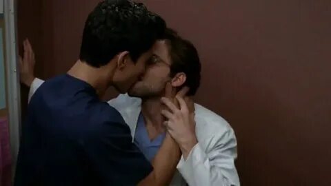 Modern family gay kiss - HQ Sex Photos