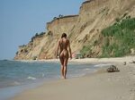 Голые на обычном пляже (81 фото) - секс фото