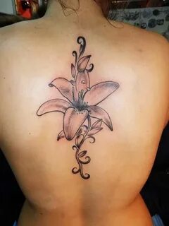 Latest 45 Lily Tattoo Designs for Girls Lily tattoo design, 