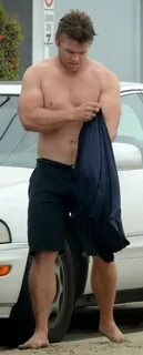 VJBrendan.com: Yes Please... Luke Hemsworth Surfing in Malib