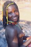 Африканские девушки топлесс