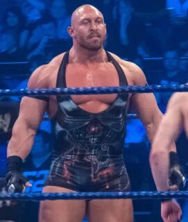 File:Ryback (cropped).jpg - Wikipedia