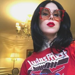Kat Von D Launches Global Artistry Collective Team and YouTu